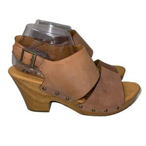 Korks Women's Sandals Size 11 Tan Leather "Annaleigh" Platform Wood Clog Buckle